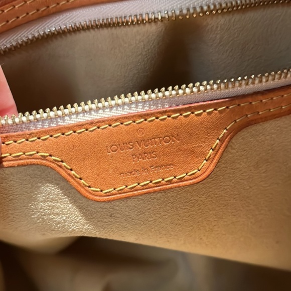 Louis Vuitton bag - Picture 15 of 16